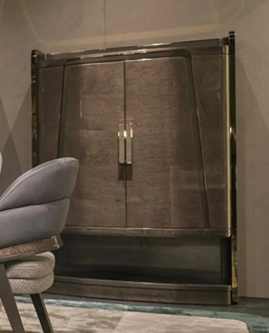 Casa Padrino Luxus Barschrank Grau / Gold 120 x 45,5 x H. 165,5 cm - Massivholz Weinschrank mit 2 Türen - Bar Möbel - Hotel Möbel - Luxus Möbel