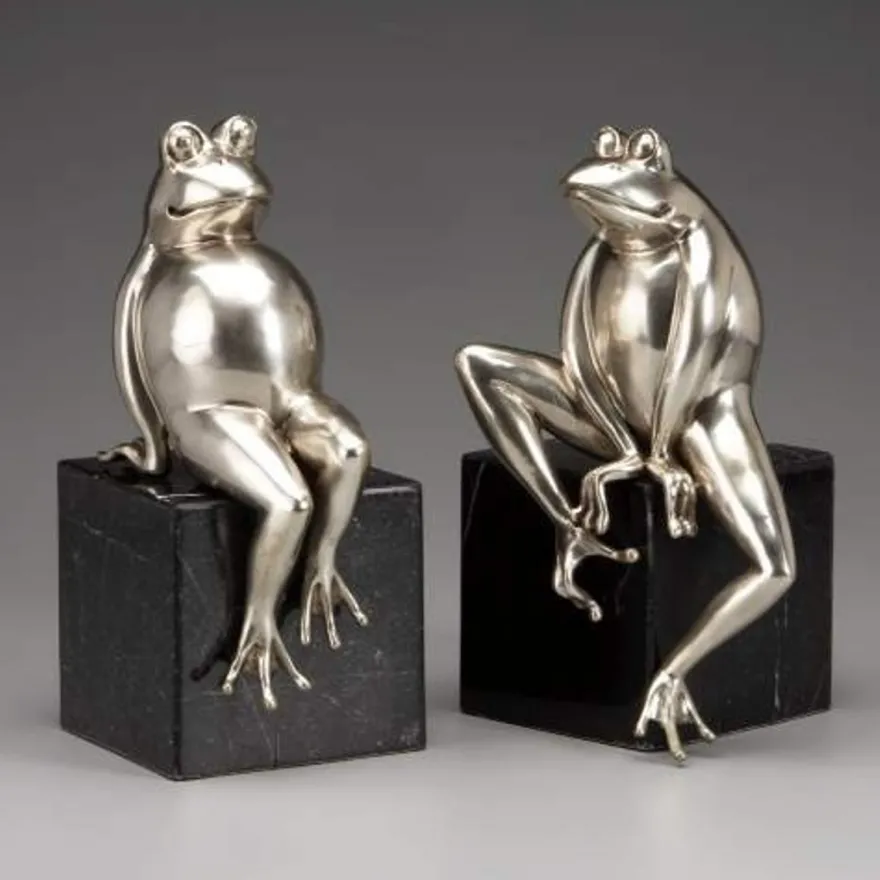 Casa Padrino Luxus Bücherstützen Frösche aus Bronze auf Marmorsockel - Bronze - 32 x 26 x 20 cm