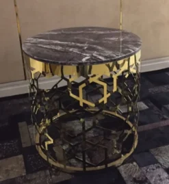 Casa Padrino Luxus Beistelltisch mit Kunstmarmor Tischplatte Grau-Schwarz / Gold H. 55 cm