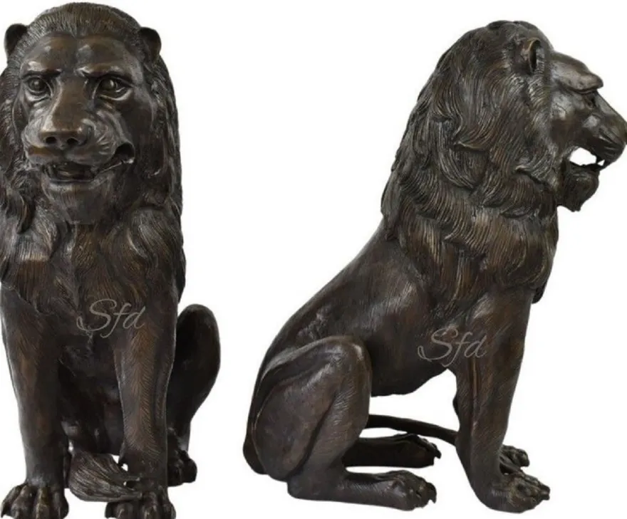 Casa Padrino Luxus Bronze Deko Skulpturen Löwen Bronzefarben 28 x 58 x H. 75 cm - Bronze Deko Figuren - Luxus Hotel & Restaurant Deko Accessoires