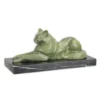 Casa Padrino Luxus Bronzefigur Liegende Raubkatze Grün / Schwarz 14,2 x 35,2 x H. 15,8 cm - Bronze Skulptur mit Marmorsockel - Panther Deko Figur - Tier Skulptur