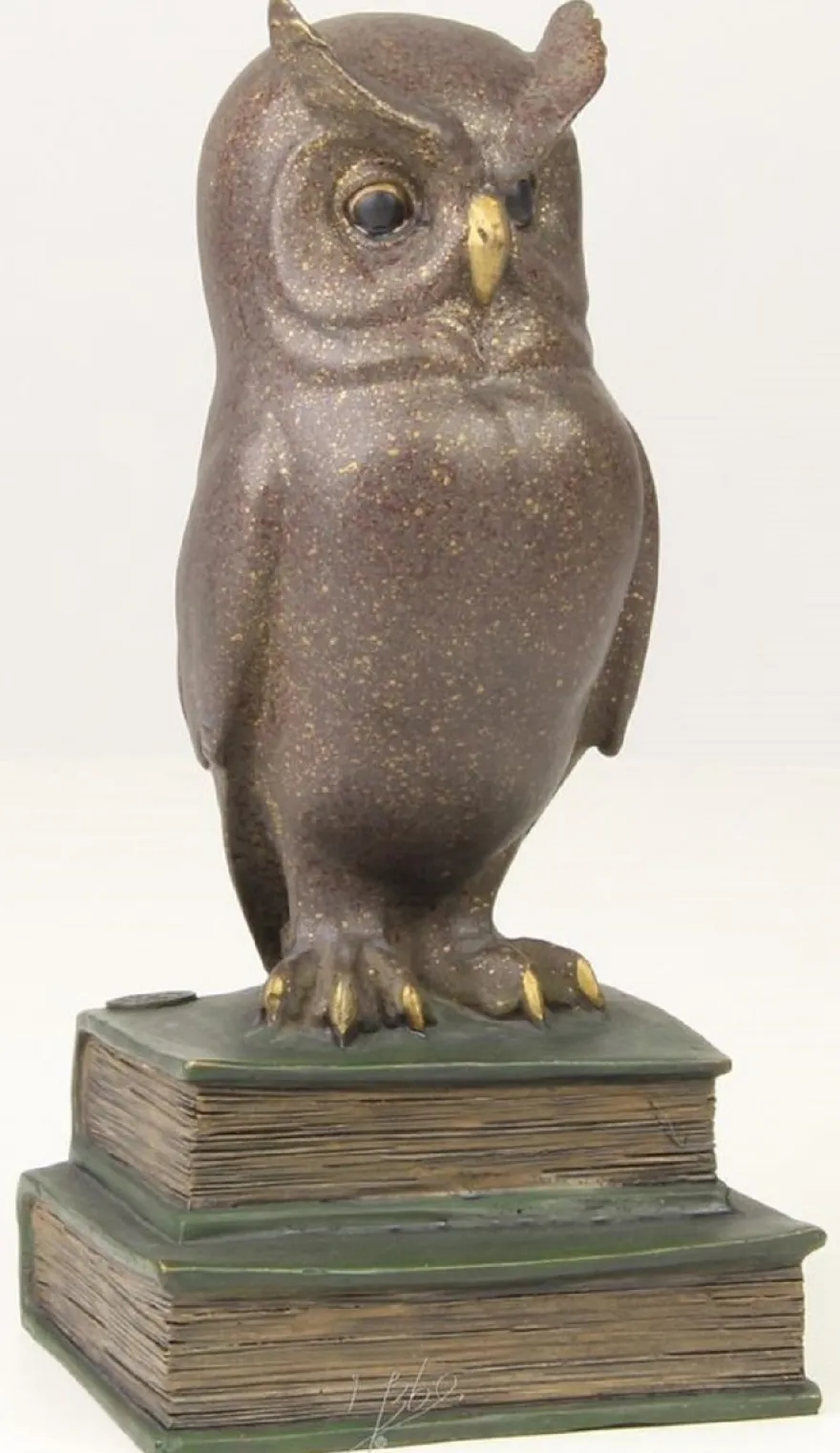 Casa Padrino Luxus Bronzefigur die weise Eule Mehrfarbig 11 x 9,5 x H. 22,5 cm - Dekofigur