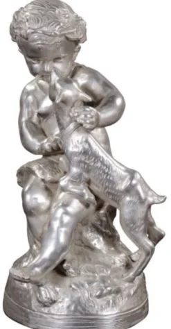 Casa Padrino Luxus Bronzefigur Engel mit Lamm Silber 21 x 20 x H. 38 cm - Deko Bronze Skulptur