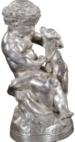 Casa Padrino Luxus Bronzefigur Engel mit Lamm Silber 21 x 20 x H. 38 cm - Deko Bronze Skulptur