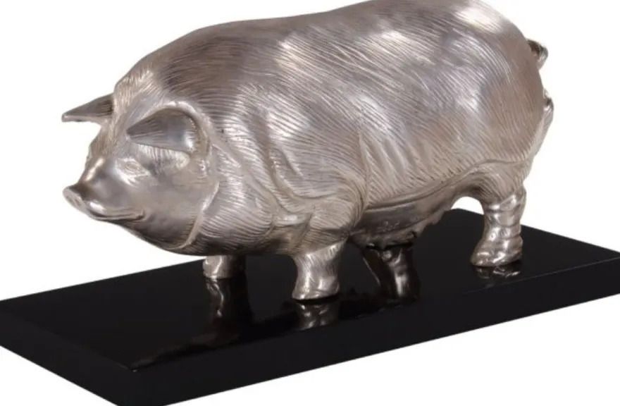 Casa Padrino Luxus Bronzefigur Schwein auf Holzsockel Silber / Schwarz 35 x 17 x H. 19 cm - Versilberte Deko Figur