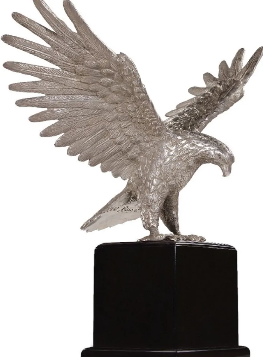 Casa Padrino Luxus Bronzefigur Adler Silber / Schwarz 40 x 20 x H. 37 cm - Versilberte Bronze Skulptur mit Sockel - Schreibtisch Deko - Wohnzimmer Deko - Luxus Qualität