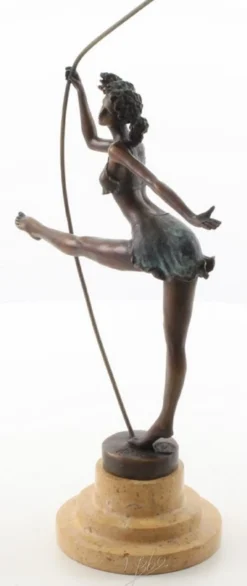 Casa Padrino Luxus Bronze Skulptur Ballerina Bronze / Beige 20,3 x 10,2 x H. 30 cm - Deko Bronzefigur mit Natursteinsockel