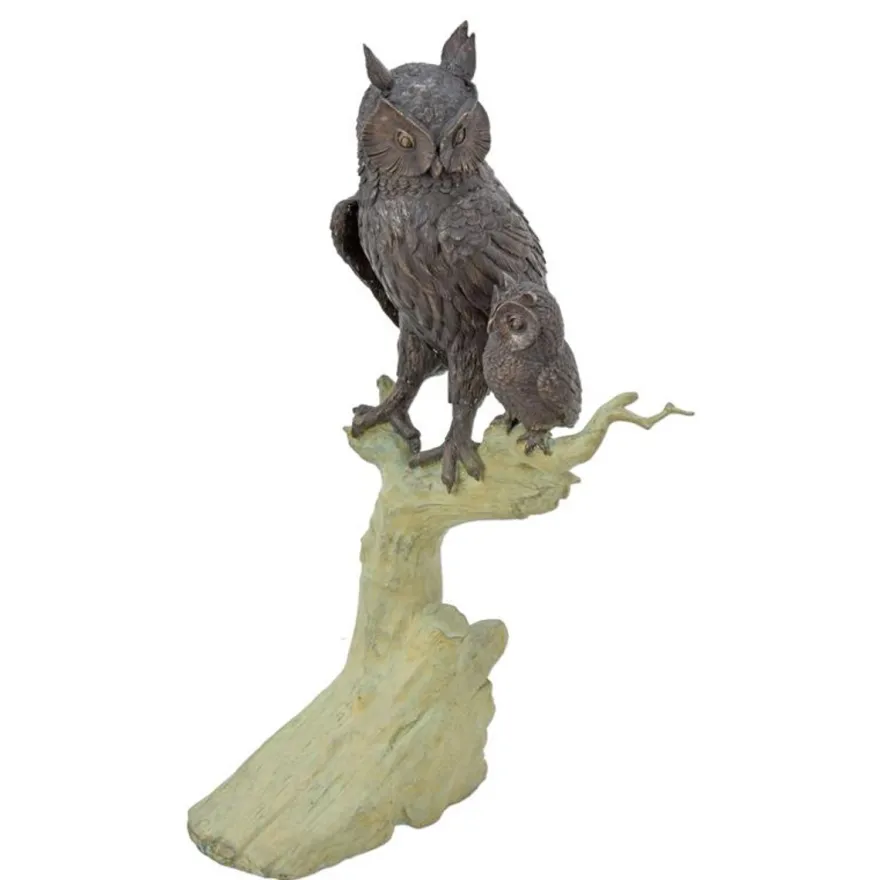 Casa Padrino Luxus Bronze Skulptur Eule mit Jungtier auf Baumstumpf Bronze / Grün 55 x 53 x H. 105 cm - Große Bronzefigur - Deko Figur