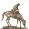 Casa Padrino Luxus Bronze Skulptur Soldat mit Pferd Bronze / Gold / Schwarz 43,9 x 15 x H. 43,2 cm - Deko Bronzefigur