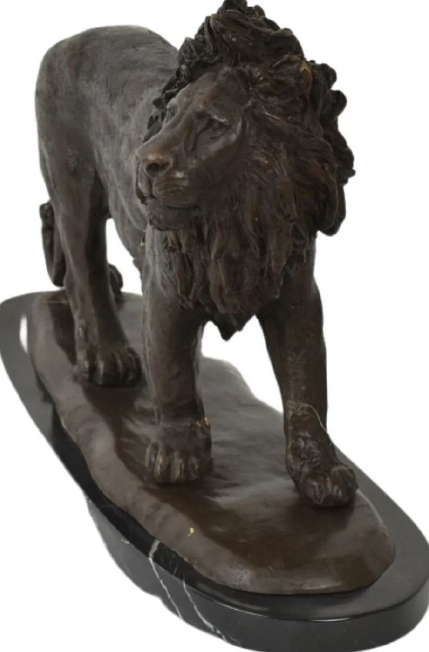 Casa Padrino Luxus Bronze Skulptur Löwe Bronzefarben / Schwarz 49 x 16 x H. 31 cm - Bronzefigur mit Marmorsockel - Dekofigur - Deko Accessoires - Luxus Kollektion