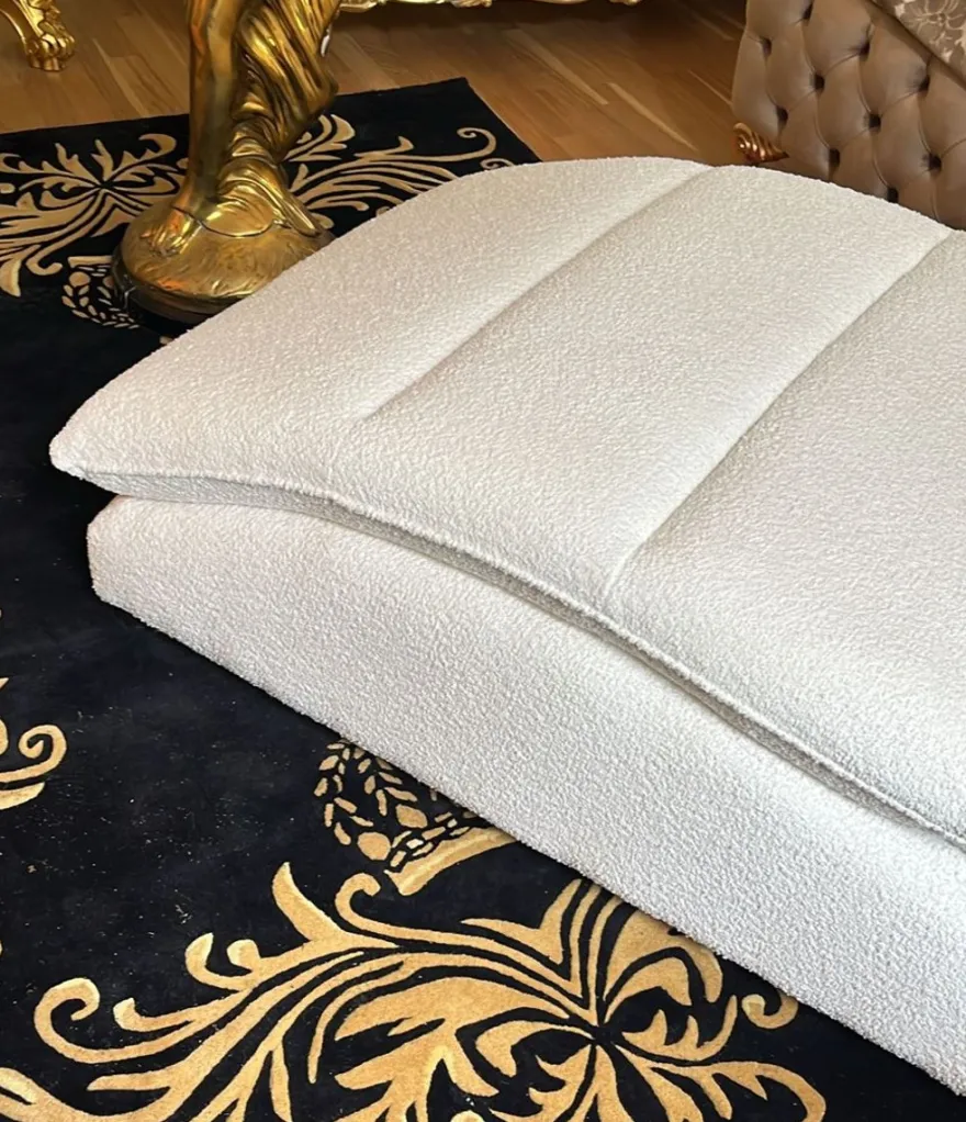 Casa Padrino Luxus Chaiselongue mit Kopfkissen Weiß 170 cm
