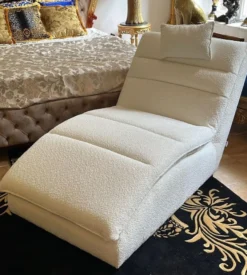 Casa Padrino Luxus Chaiselongue mit Kopfkissen Weiß 170 cm