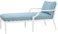 Casa Padrino Luxus Chaiselongue Weiß / Hellblau 68,5 x 157 x H. 79 cm - Liegesessel aus hochwertigen strapazierbarem Aluminium - Wohnzimmermöbel - Gartenmöbel - Gastronomie Möbel