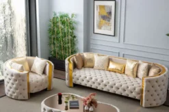 Casa Padrino Luxus Chesterfield Couchtisch Creme 140 x 80 x H. 45 cm - Wohnzimmertisch mit Glasplatte - Wohnzimmer Möbel - Chesterfield Möbel - Luxus Möbel - Luxus Einrichtung