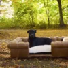 Casa Padrino Luxus Chesterfield Leder Hundebett Vintage Braun / Dunkelbraun / Weiß / Schwarz 134 x 104 x H. 37 cm - Rechteckiges Echtleder Hundebett - Luxus Chesterfield Leder Tiermöbel