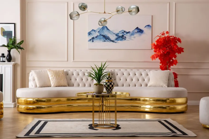 Casa Padrino Luxus Chesterfield 4er Sofa Creme / Gold 340 x 105 x H. 82 cm - Gebogenes Chesterfield Wohnzimmer Sofa - Wohnzimmer Möbel - Chesterfield Möbel - Luxus Möbel - Luxus Einrichtung