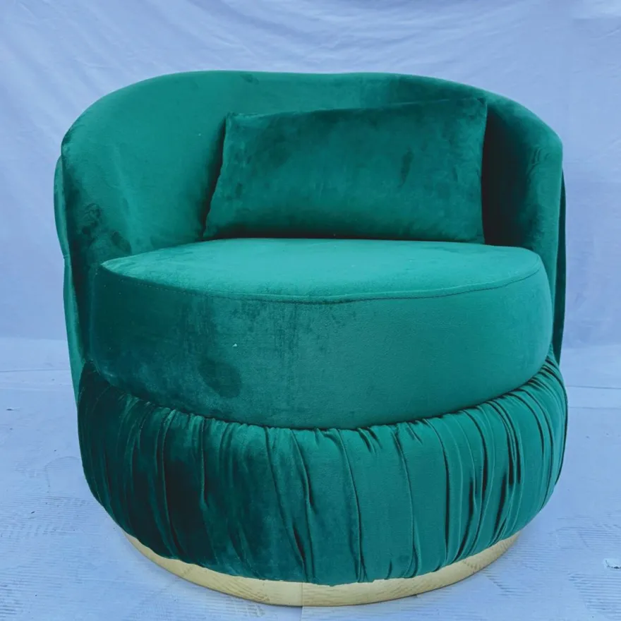 Casa Padrino Luxus Chesterfield Sessel Grün / Gold - Wohnzimmer Möbel