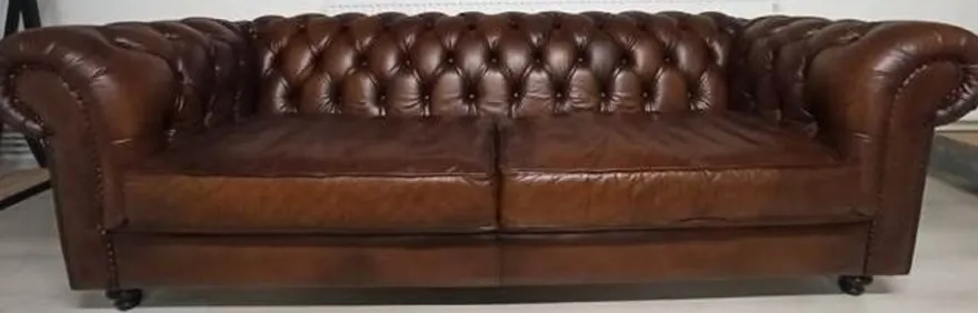 Casa Padrino Luxus Chesterfield Leder Sofa Vintage Dunkelbraun 240 x 100 x H. 80 cm - Echtleder Wohnzimmer Sofa - Wohnzimmer Möbel - Chesterfield Möbel - Luxus Möbel - Luxus Wohnzimmer Einrichtung