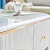 Casa Padrino Luxus Couchtisch Weiß / Messingfarben / Gold 130 x 70 x H. 42 cm - Moderner Wohnzimmertisch mit 4 Schubladen - Moderne Wohnzimmer Möbel