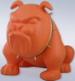 Casa Padrino Luxus Deko Figur Hund Bulldogge mit Halskette Orange / Gold H. 55 cm - Kunstharz Deko Skulptur - Wohnzimmer Deko - Luxus Deko Tierfigur