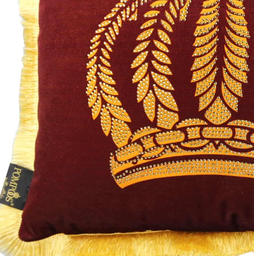 Casa Padrino Luxus Dekokissen Pompöös by Harald Glööckler Bordeaux / Gold mit Krone und Strass 50 x 50 cm