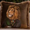 Casa Padrino Luxus Deko Kissen Offizier Löwe Braun / Mehrfarbig 45 x 45 cm - Bedrucktes Samt Kissen mit Fransen - Luxus Kollektion