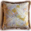 Casa Padrino Luxus Deko Kissen Blätter Design Mehrfarbig / Braun 45 x 45 cm - Bedrucktes Samt Kissen mit Fransen - Deko Accessoires