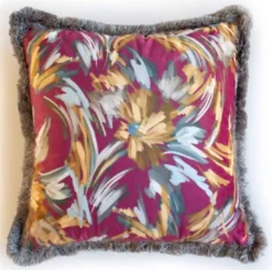Casa Padrino Luxus Deko Kissen Blumen Design Rot / Mehrfarbig / Grau 45 x 45 cm - Bedrucktes Samt Kissen mit Fransen - Deko Accessoires