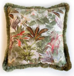 Casa Padrino Luxus Deko Kissen Dschungel Design Mehrfarbig / Grün 45 x 45 cm - Bedrucktes Samt Kissen mit Fransen - Deko Accessoires