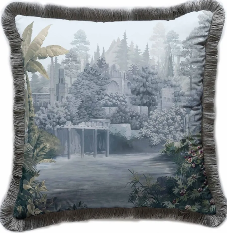 Casa Padrino Luxus Deko Kissen antike Landschaft Mehrfarbig / Grau 45 x 45 cm - Bedrucktes Samt Kissen mit Fransen - Luxus Deko Accessoires