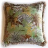 Casa Padrino Luxus Deko Kissen Dschungel Design Grün / Mehrfarbig / Braun 45 x 45 cm - Bedrucktes Samt Kissen mit Fransen - Deko Accessoires