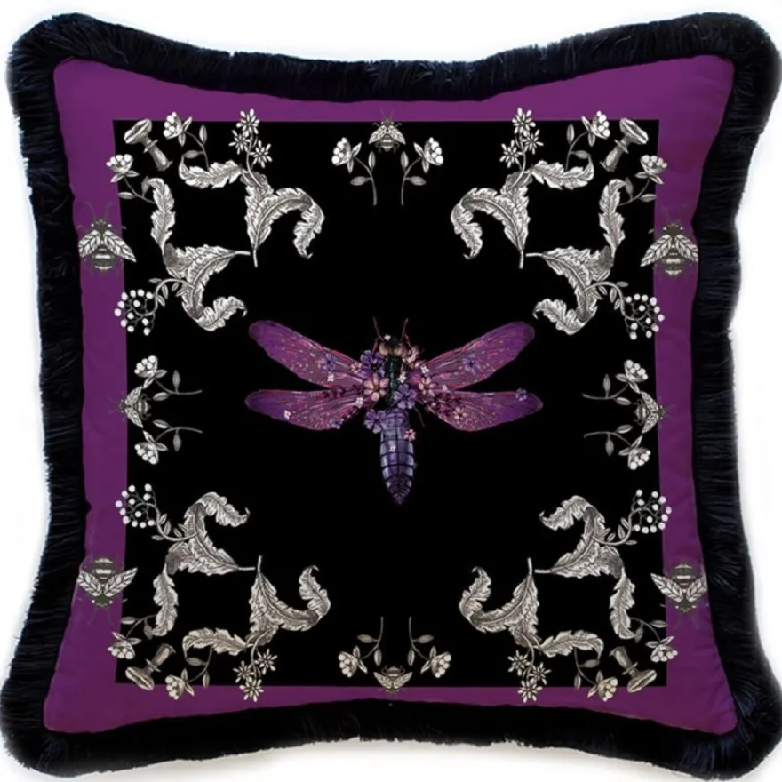 Casa Padrino Luxus Deko Kissen Libelle & Blumen Lila / Grau / Schwarz 45 x 45 cm - Bedrucktes Samt Kissen mit Fransen - Luxus Deko Accessoires