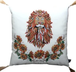 Casa Padrino Luxus Deko Kissen mit Troddeln Löwe Weiß-Creme / Gold 45 x 45 cm - Feinster Samtstoff - Luxus Qualität
