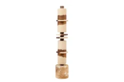 Casa Padrino Luxus Deko Objekt Cremeweiß / Braun Ø 11 x H. 62,7 cm - Hohe Skulptur Strata aus Kunstharz und Sand - Luxus Deko Accessoires