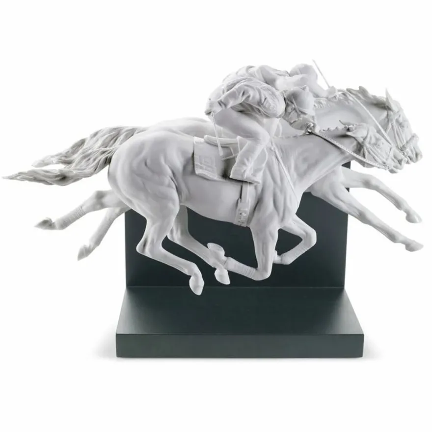 Casa Padrino Luxus Deko Porzellan Skulptur Pferderennen 44 cm - Handgefertigt
