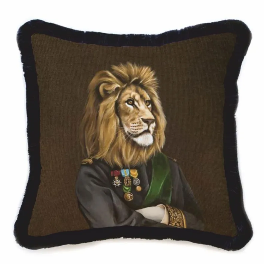 Casa Padrino Luxus Deko Samt Kissen Offizier Löwe Braun / Schwarz 45 x 45 cm