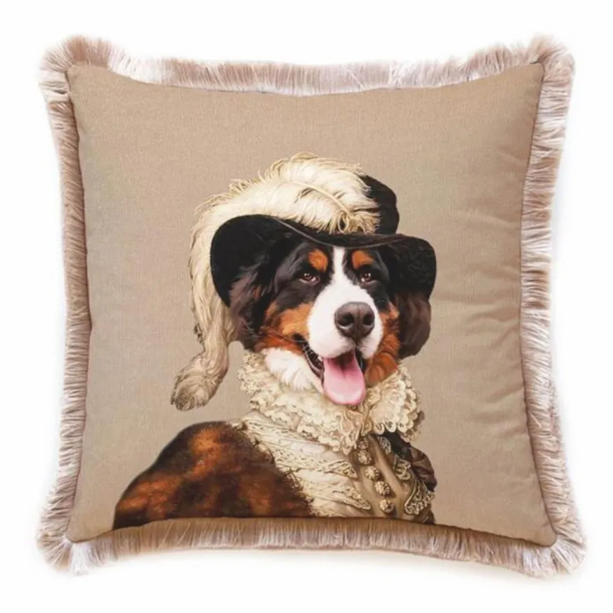 Casa Padrino Luxus Deko Samt Kissen Lord Bernhardiner Creme 45 x 45 cm