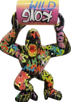 Casa Padrino Luxus Deko Skulptur Gorilla Affe mit Fass Schwarz / Bunt H. 140 cm - Große Deko Figur - XXL Deko Skulptur - XXL Deko Figur - Wohnzimmer Deko - Garten Deko - Luxus Figuren