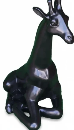 Casa Padrino Luxus Deko Skulptur Giraffe Sitzend H. 80 cm - Deko Skulptur - Deko Figur - Tierfigur - Gartendeko