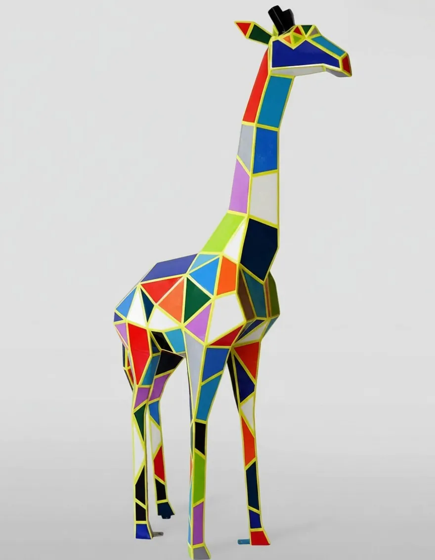 Casa Padrino Luxus Deko Skulptur Giraffe Harlekin Facettierte H. 200 cm - Riesige Gartenskulptur - Lebensgroße Skulptur - XXL Deko Skulptur - XXL Deko Figur