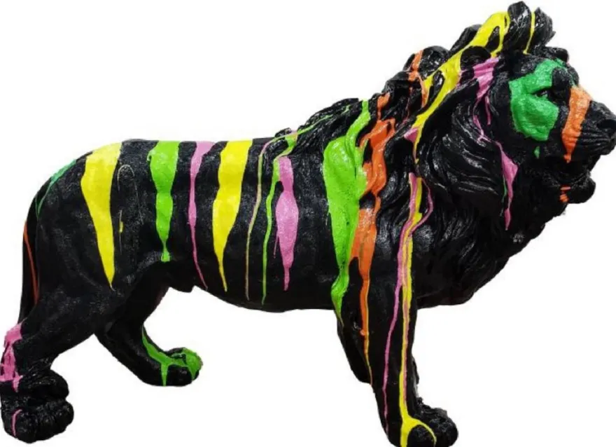 Casa Padrino Luxus Deko Skulptur Löwe Schwarz / Mehrfarbig 100 x H. 68 cm - Große Deko Figur - XXL Deko Skulptur - XXL Deko Figur - XXL Tierfigur - Wohnzimmer Deko - Garten Deko - Deko XXL Figuren