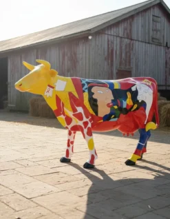 Casa Padrino Luxus Deko Skulptur Kuh Picasso H. 160 cm - Riesige Gartenskulptur - Lebensgroße Skulptur - XXL Deko Skulptur - XXL Deko Figur
