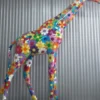 Casa Padrino Luxus Deko Skulptur Giraffe Bunt H. 320 cm - Riesige Gartenskulptur - Lebensgroße Skulptur - XXL Deko Skulptur - XXL Deko Figur - XXL Tierfigur - Luxus Garten Deko