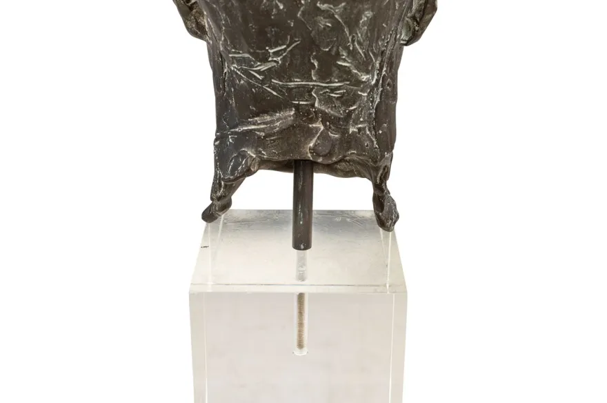 Casa Padrino Luxus Deko Skulptur Bronzefigur Bronze / Braun 15 x 23 x H. 45 cm - Massive Bronzeskulptur auf Plexiglas Sockel - Luxus Deko Accessoires