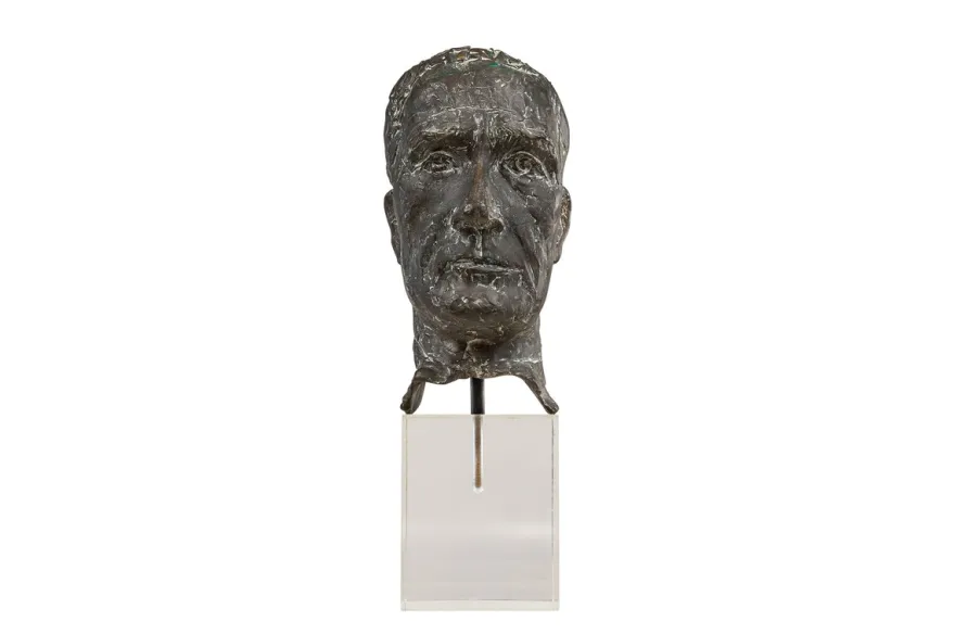 Casa Padrino Luxus Deko Skulptur Bronzefigur Bronze / Braun 15 x 23 x H. 45 cm - Massive Bronzeskulptur auf Plexiglas Sockel - Luxus Deko Accessoires