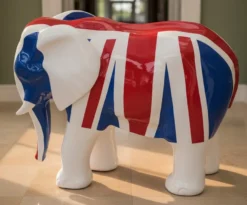Casa Padrino Luxus Deko Skulptur Elefant English FLAG H. 60 cm - Deko Skulptur - Deko Figur - Tierfigur - Gartendeko