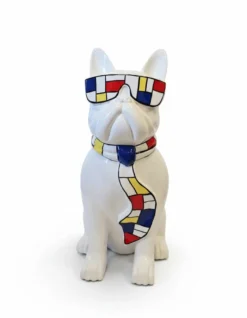 Casa Padrino Luxus Deko Skulptur Hund Bulldogge Brille Mondrian Krawatte H. 120 cm - Riesige Gartenskulptur - Lebensgroße Skulptur - XXL Deko Skulptur - XXL Deko Figur
