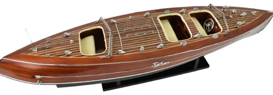 Casa Padrino Luxus Deko Speedboot Typhoon mit Massivholz Ständer Braun / Grün 95 x 22 x H. 23 cm - Handgefertigtes Deko Boot - Holzboot - Modellboot - Rennboot - Wohnzimmer Deko Accessoires