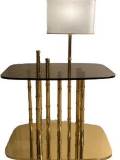 Casa Padrino Luxus Designer Beistelltisch Bambus Gold / Schwarz / Weiß 70 x 45 x H. 40 cm - Vergoldeter Messing Nachttisch mit Glasplatte und integrierter Tischleuchte - Hotel Möbel - Luxus Qualität