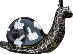 Casa Padrino Luxus Designer Deko Skulptur Schnecke Schwarz / Weiß / Gold 100 x H. 50 cm - Große Deko Figur - XXL Deko Skulptur - XXL Deko Figur - Wohnzimmer Deko - Garten Deko - Luxus XXL Figuren